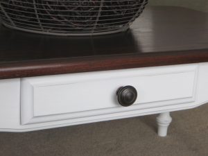 new brown classic knob on drawer of coffee table